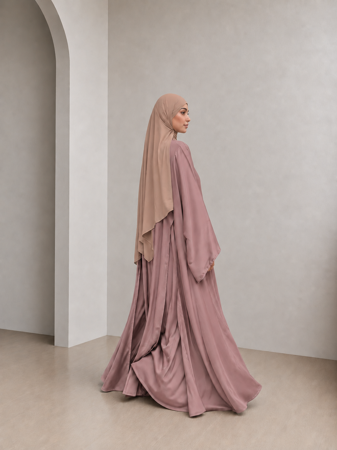 SILLAGE — Abaya deux pièces en Nida Premium.